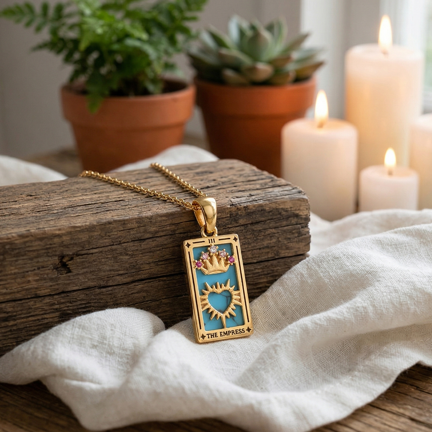 Kette mit Tarotanhänger - Die Kaiserin