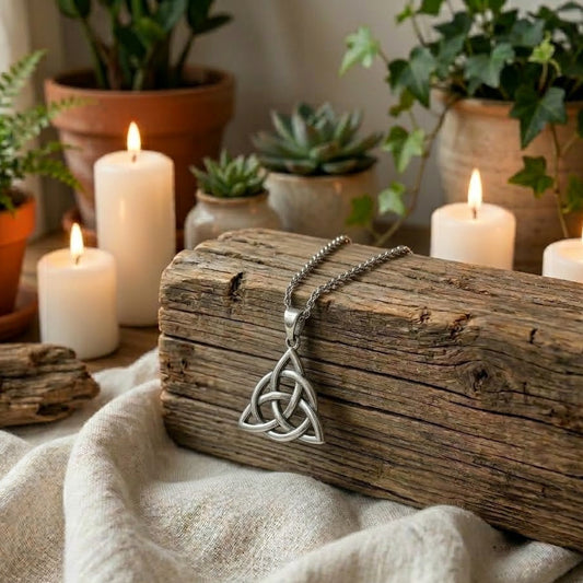 925 Silberkette mit keltischem Knoten
