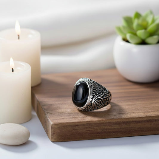 Titanstahl Ring mit schwarzem Onyx