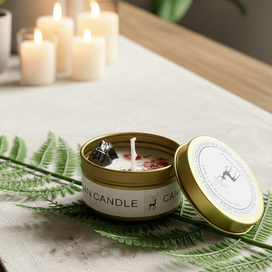 Ritualkerze mit Obsidian, Blüten & Granatapfelduft